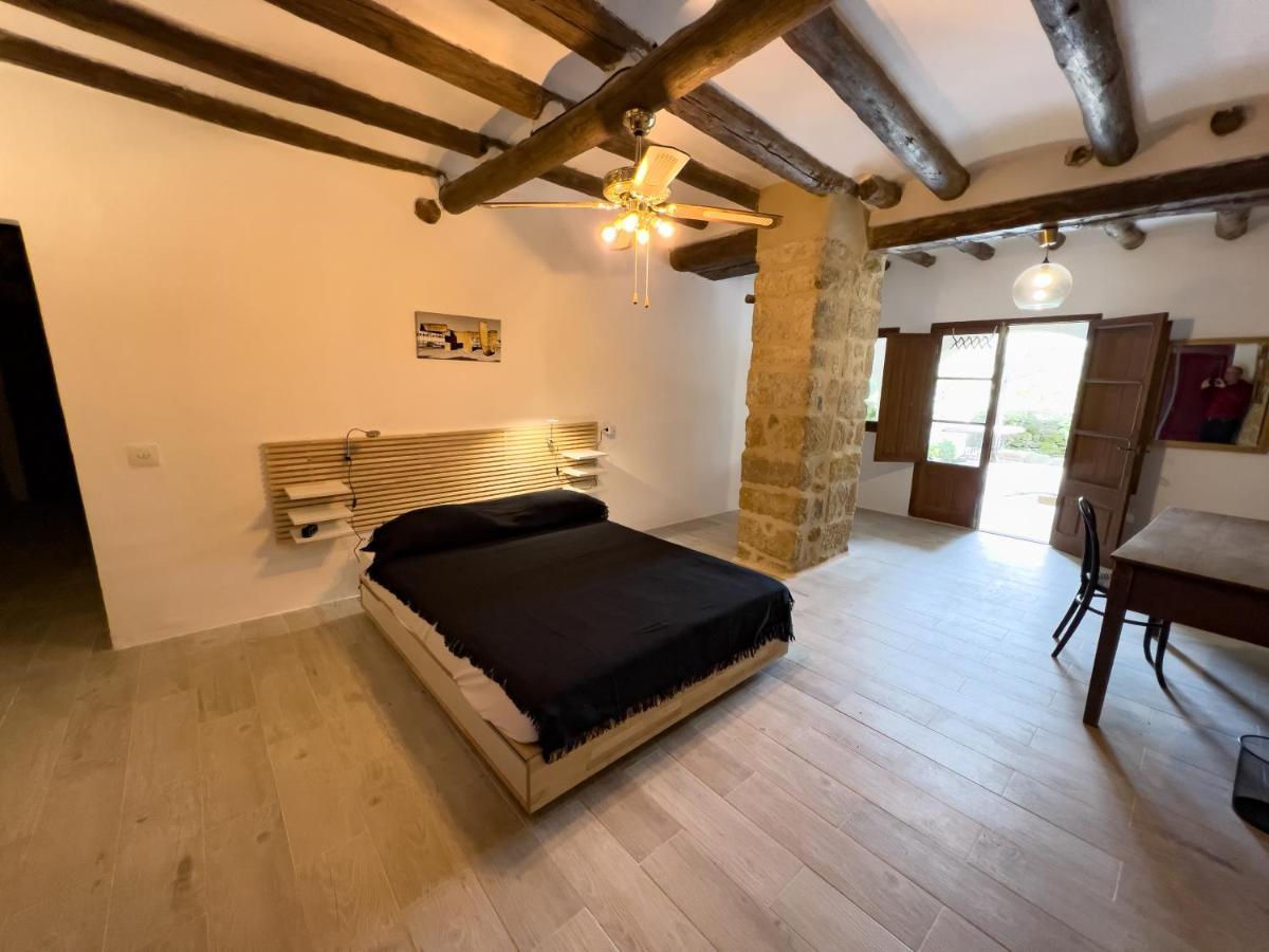 Antiguo Molino Apartment Arnes Exterior photo